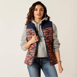 Ariat R.E.A.L. Crius Insulated Mirage Southwest Print Zip Up Vest Women’s Medium